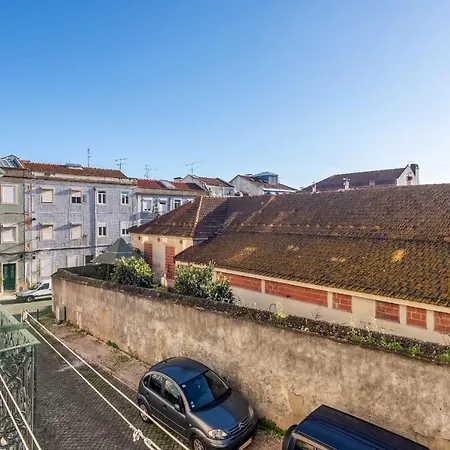 Appartement Guestready - Petite Near Penha Franca Lissabon